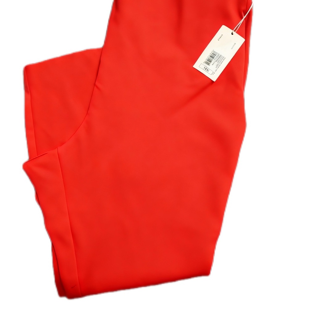 A New Day Red Cropped Side-Zip Stretch Pants – Sleek & Flattering ❤️